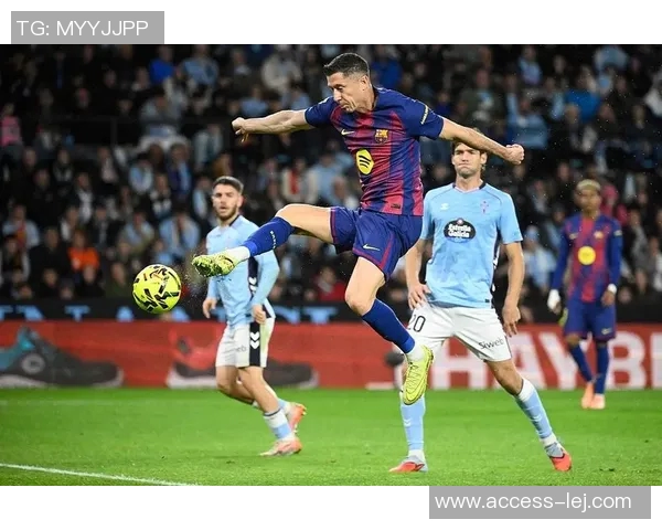 德甲精彩对决曼城与利物浦战成平局帽子戏法引发全场热潮解析